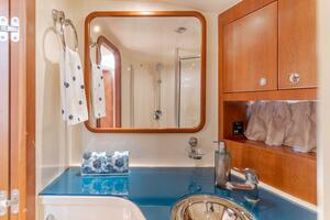 Dream Chaser 36ft Chris Craft Yacht For Sale