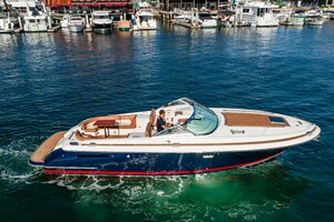 Dream Chaser 36ft Chris Craft Yacht For Sale