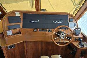 2017 Sabre 48 Flybridge thumbnail 36