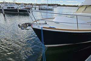 2017 Sabre 48 Flybridge thumbnail 7