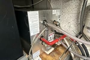 Altamira 38ft Marine Trader Yacht For Sale