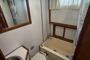 Altamira 38ft Marine Trader Yacht For Sale