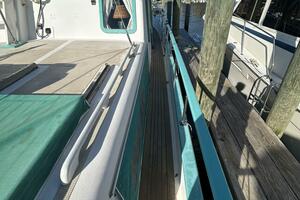 Altamira 38ft Marine Trader Yacht For Sale