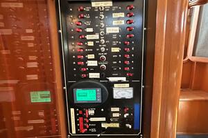 Altamira 38ft Marine Trader Yacht For Sale