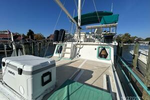 Altamira 38ft Marine Trader Yacht For Sale