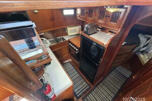 Altamira 38ft Marine Trader Yacht For Sale