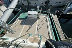 Altamira 38ft Marine Trader Yacht For Sale