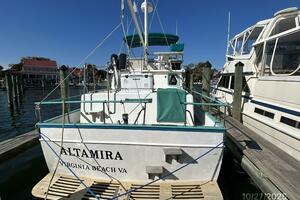 Altamira 38ft Marine Trader Yacht For Sale