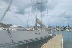  2009 Hanse 630e Yacht For Sale in Honolulu HI