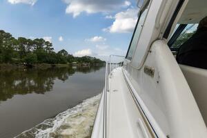 2005 3600 Tiara _Forever Friday_ Exterior Port