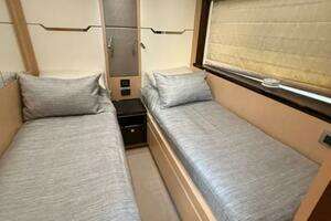 2017 Sunseeker 68 Predator thumbnail 28