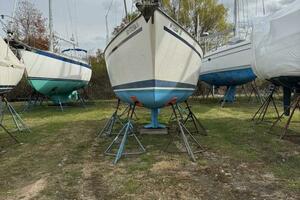 MI GOOD LUCK 27ft Pearson Yacht For Sale