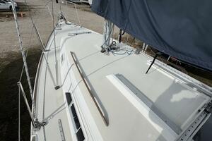 MI GOOD LUCK 27ft Pearson Yacht For Sale