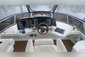 2004 Sea Ray 42 Sedan Bridge thumbnail 7