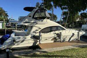 2004 Sea Ray 42 Sedan Bridge thumbnail 2
