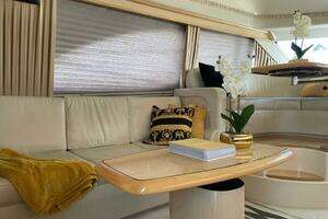 2004 Sea Ray 42 Sedan Bridge thumbnail 15