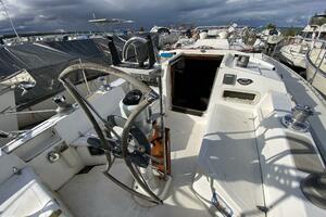 Aqualibrium 34ft Hunter Yacht For Sale
