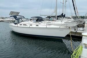 Aqualibrium 34ft Hunter Yacht For Sale