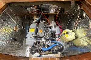 Aqualibrium 34ft Hunter Yacht For Sale