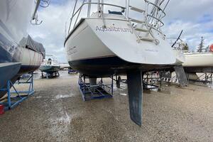 Aqualibrium 34ft Hunter Yacht For Sale