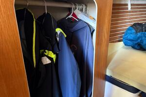 Shadowfax 37ft Alsberg Brothers Yacht For Sale