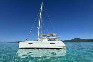 Kermotu 2014 Fountaine Pajot H&eacute;lia 44 Yacht For Sale in Raiatea, French Polynesia 