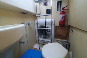 47ft Azimut Yacht For Sale