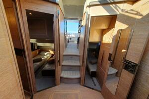 47ft Azimut Yacht For Sale