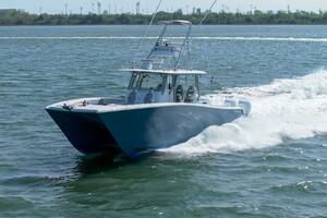 Freeman 42 42LR Double Tap- Port Running Photo