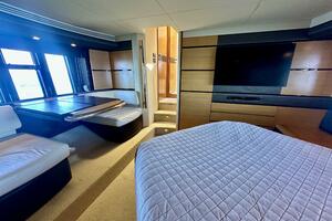 54FT (16.69M) AZIMUT