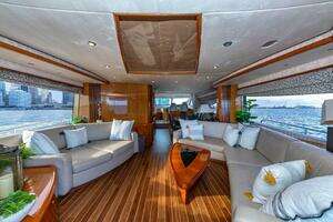 2003 Sunseeker 82 Yacht thumbnail 7
