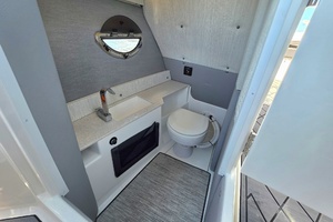 28ft Cobalt Yacht For Sale