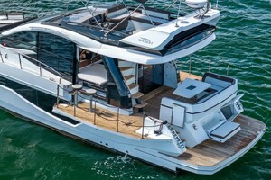 48ft Galeon Yacht For Sale