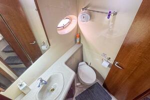 Unsubscribed 40ft Cruisers Yachts Yacht For Sale