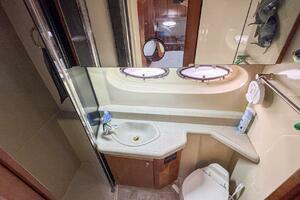 Unsubscribed 40ft Cruisers Yachts Yacht For Sale