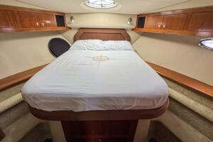 Unsubscribed 40ft Cruisers Yachts Yacht For Sale