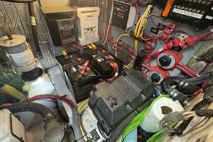 Unsubscribed 40ft Cruisers Yachts Yacht For Sale