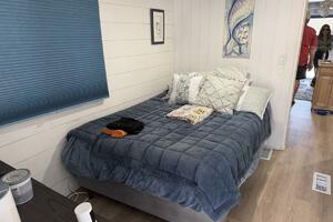 44ft Hilburn Yacht For Sale