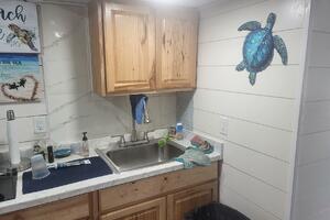 44ft Hilburn Yacht For Sale