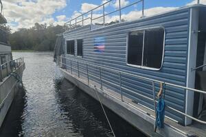 44ft Hilburn Yacht For Sale