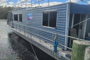 44ft Hilburn Yacht For Sale