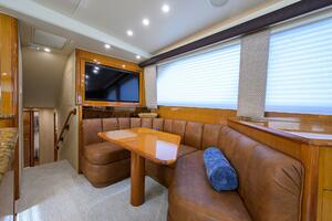 Viking 56 MATTER OF TIME - Dinette