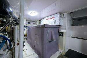 2004 Viking 56 Convertible thumbnail 69