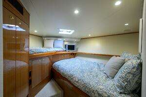 2004 Viking 56 Convertible thumbnail 56
