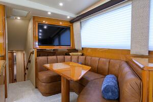 Viking 56 MATTER OF TIME - Dinette