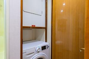 Viking 56 MATTER OF TIME - Washer & Dryer