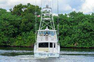 2004 Viking 56 Convertible thumbnail 12