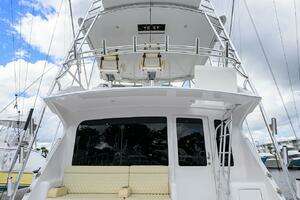 2004 Viking 56 Convertible thumbnail 31