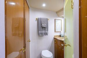 Viking 56 MATTER OF TIME - Guest Head