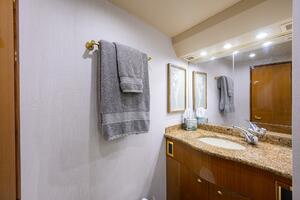 Viking 56 MATTER OF TIME - Guest Head